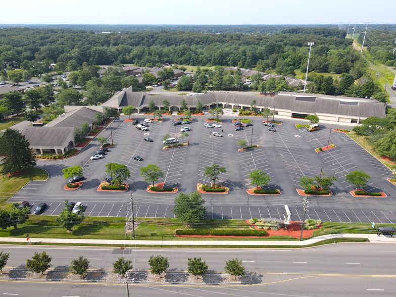 660 Plainsboro Rd, Plainsboro, NJ for lease - Building Photo - Image 1 of 13