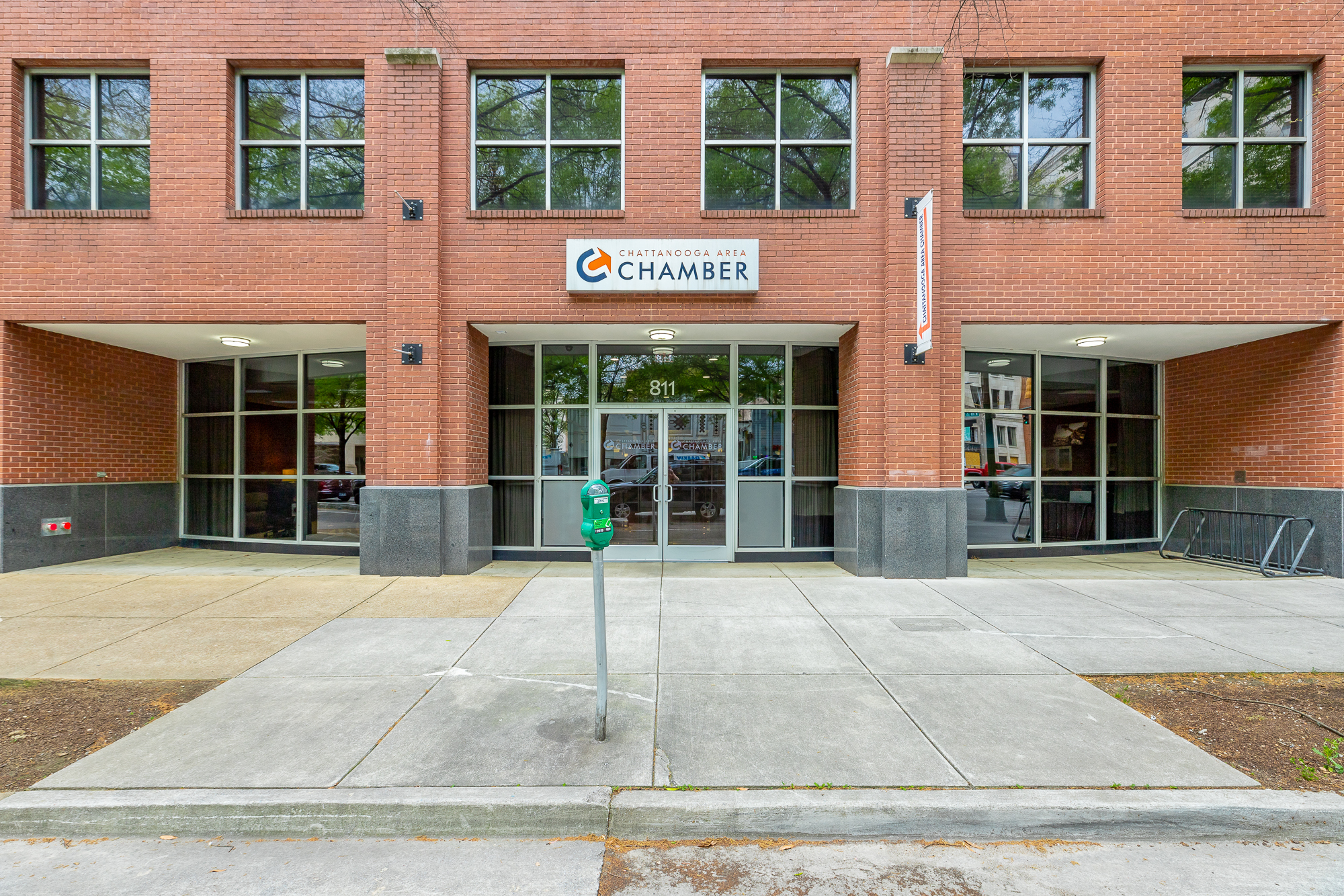 811 Broad St, Chattanooga, TN for lease Building Photo- Image 1 of 12