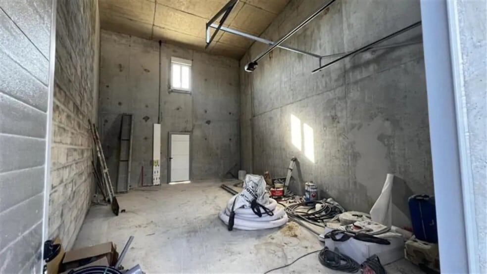 Flex in Fontenay-Trésigny for sale - Interior Photo - Image 3 of 5