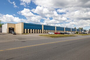 2970-3090 Rue Brabant-Marineau, Montréal QC - Warehouse