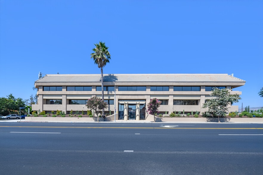 7301 Topanga Canyon Blvd, Canoga Park, CA for lease - Building Photo - Image 1 of 13