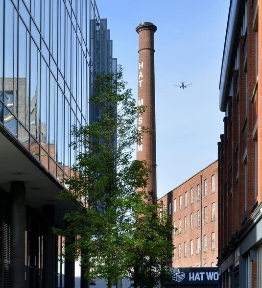 St Peters Sq, Stockport for lease - Building Photo - Image 3 of 28