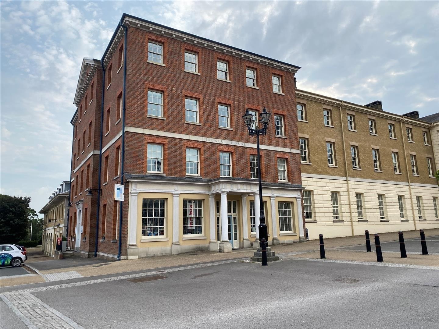 Queen Mother Sq, Dorchester for lease Building Photo- Image 1 of 3