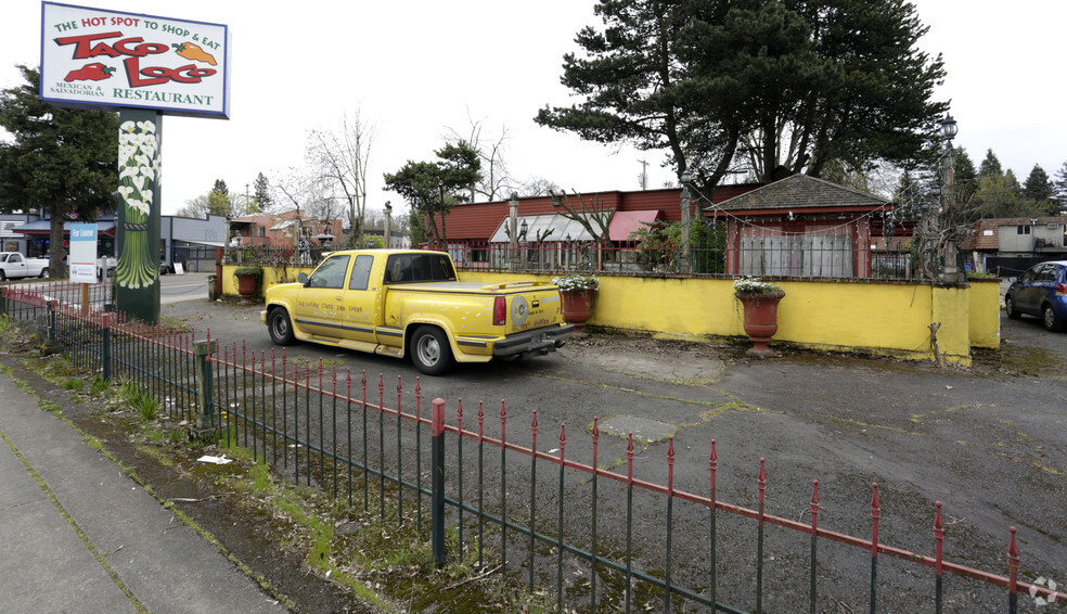 900 W 7th Ave, Eugene, OR for sale - Building Photo - Image 1 of 1