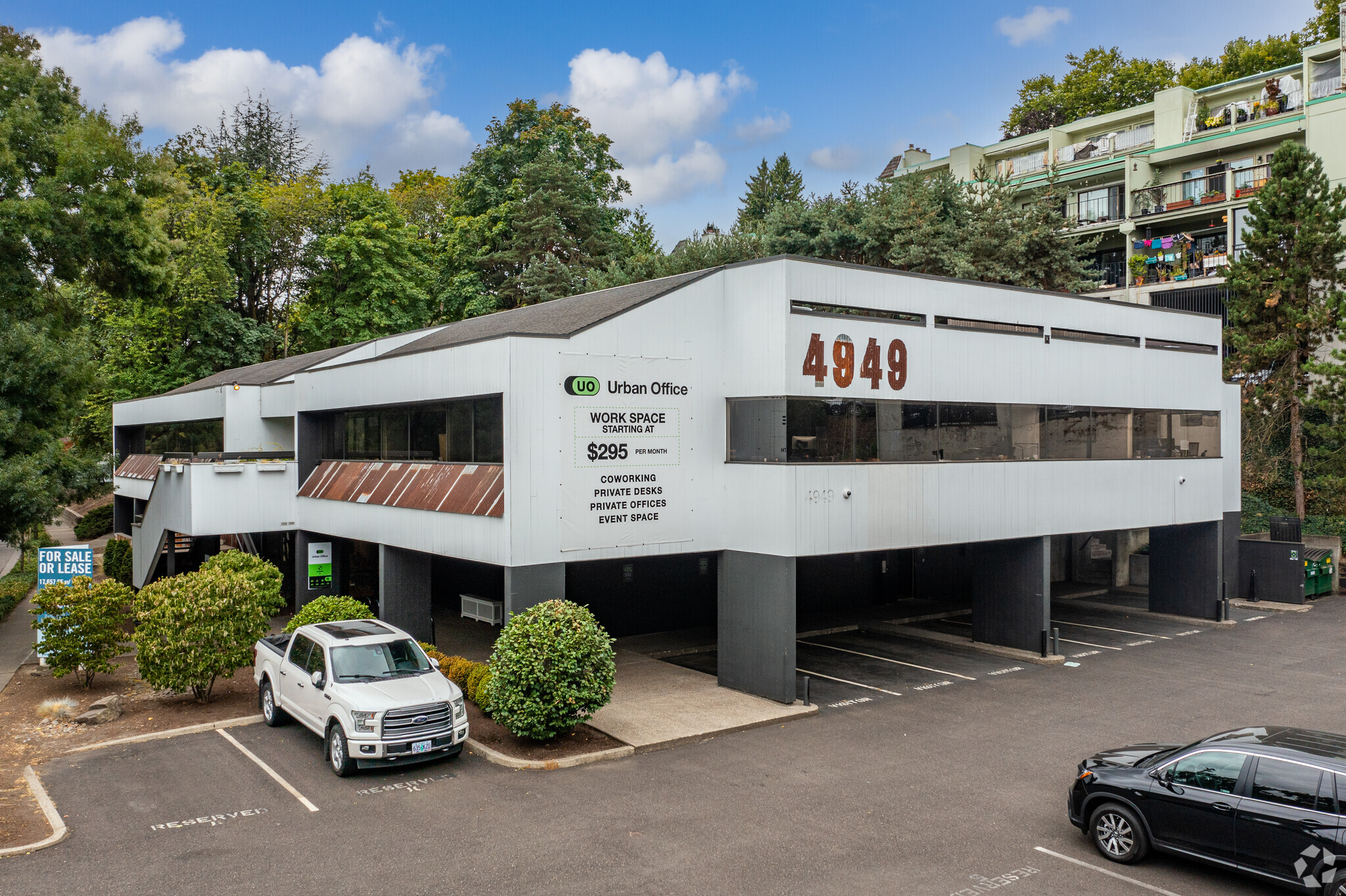 4949 S MacAdam Ave, Portland, OR for sale Primary Photo- Image 1 of 18