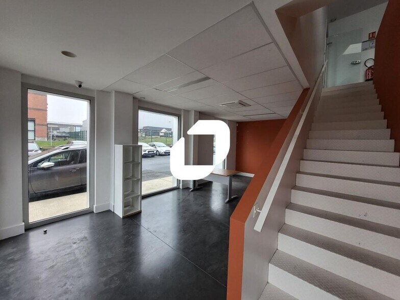 Flex in Wasquehal for lease - Building Photo - Image 3 of 7