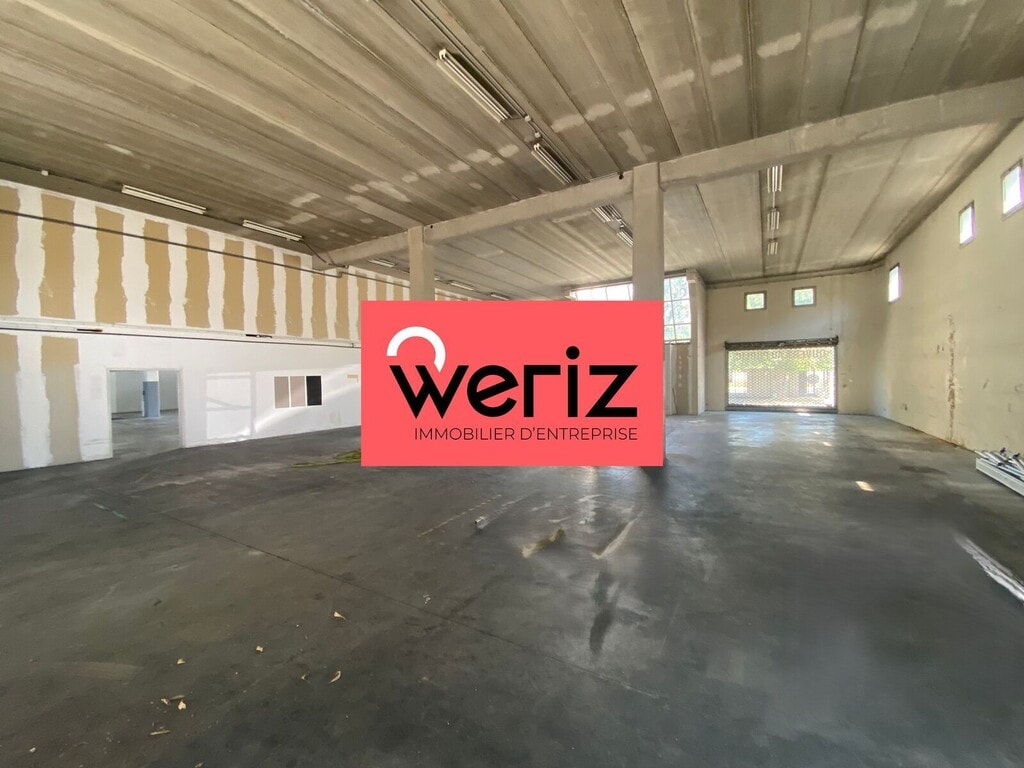 Location Entrepôt 427 m² à 1 325 m² - Photo 1