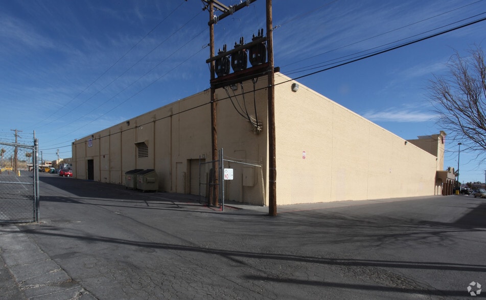 5511-5595 Alameda Ave, El Paso, TX for lease - Building Photo - Image 2 of 8
