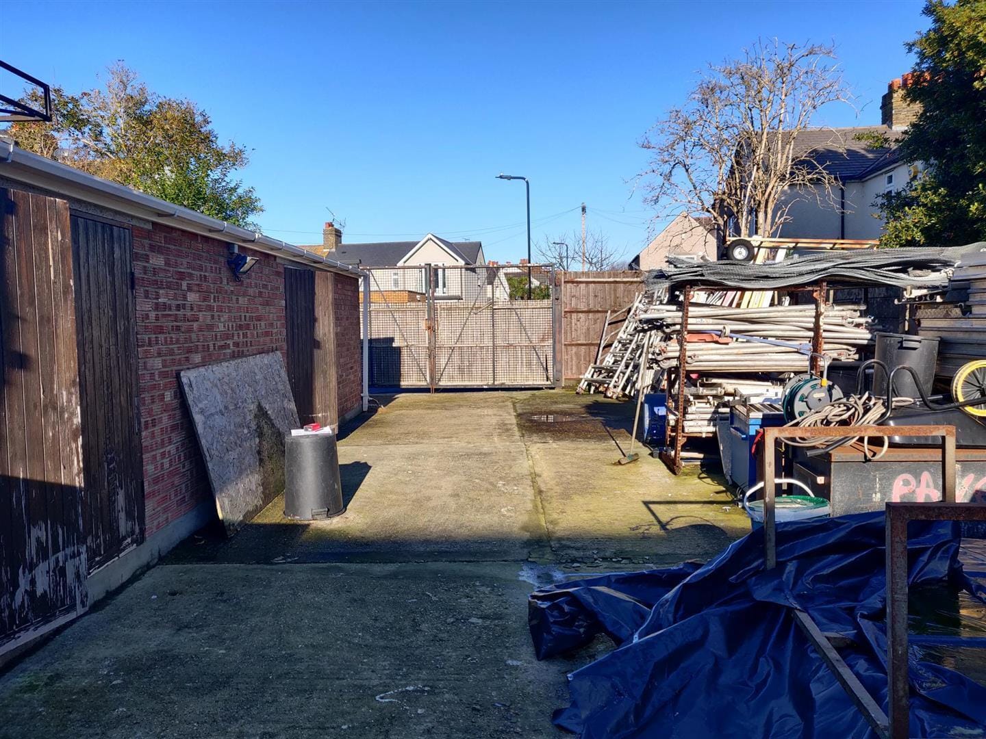 5 Burley Close, London for sale Building Photo- Image 1 of 1