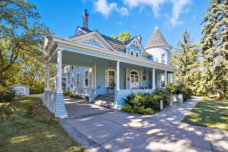 1625 3rd Ave, Anoka, MN for sale - Building Photo - Image 2 of 44