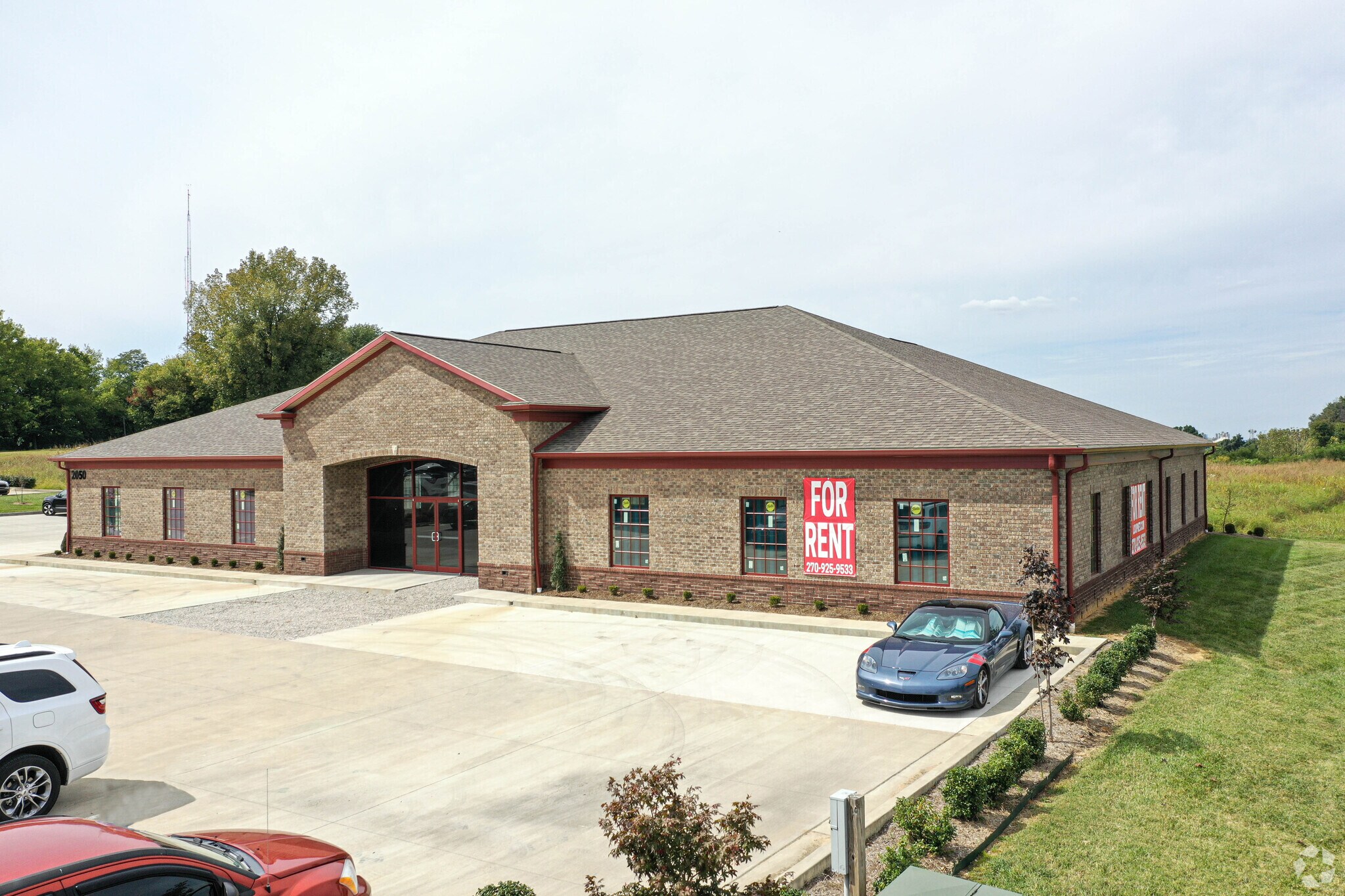 2050 E Parrish Ave, Owensboro, KY 42303 Office for Lease