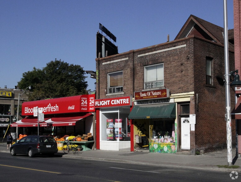 380-384 Bloor St W, Toronto, ON for lease - Building Photo - Image 2 of 2