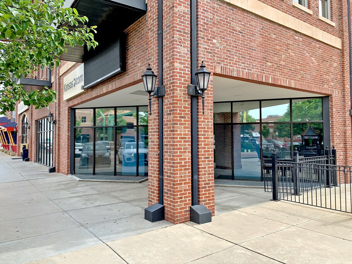 330 N Mead St, Wichita, KS 67202