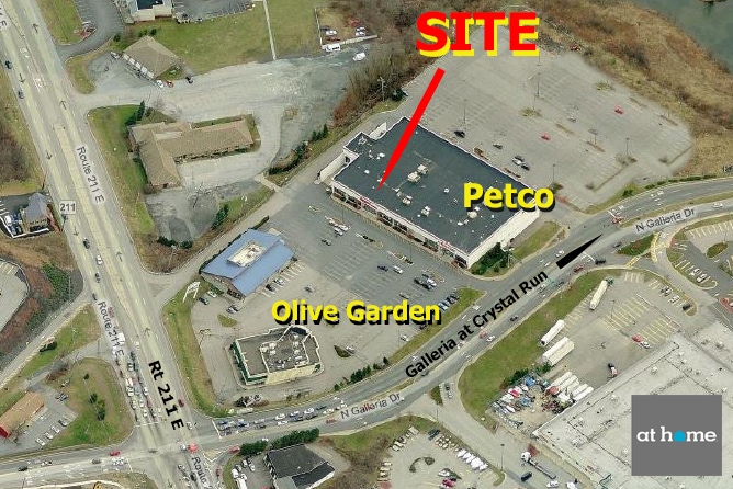 200-400 N Galleria Dr, Middletown, NY for lease - Building Photo - Image 1 of 7