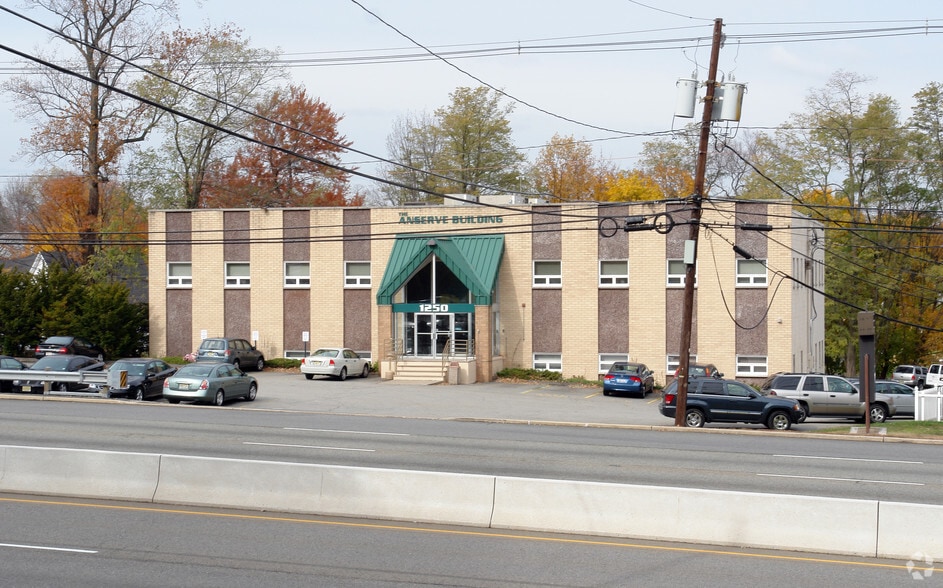 1250 State Route 23, Butler, NJ for lease - Building Photo - Image 1 of 1