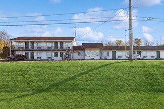 More details for 104 Stagecoach Trl, Yorkville, IL - Hospitality for Sale