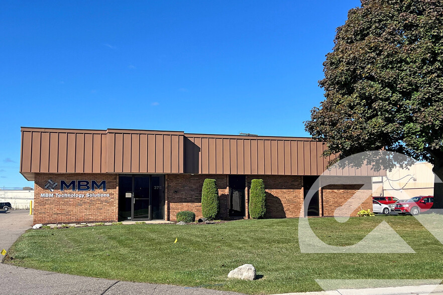 375 Robbins Dr, Troy, MI for sale - Building Photo - Image 1 of 2