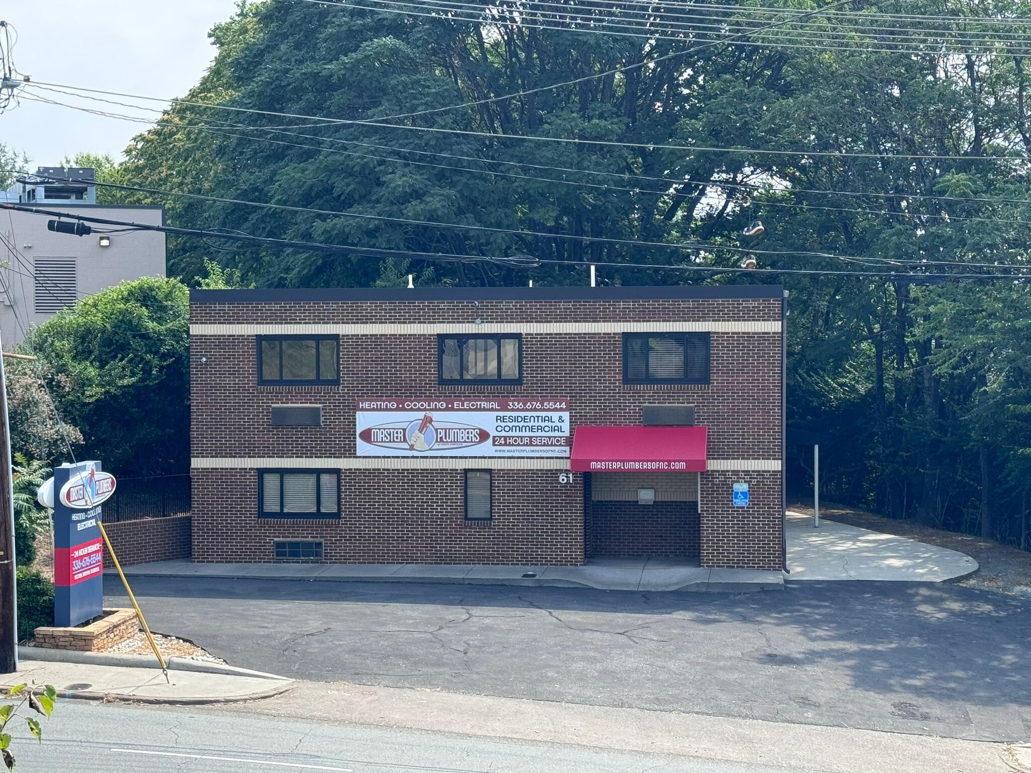 61 Miller St, Winston-Salem, NC for lease Building Photo- Image 1 of 27