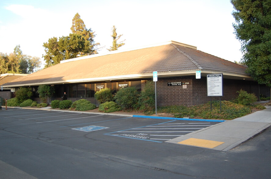 1706 E Bullard Ave, Fresno, CA for lease - Building Photo - Image 3 of 3