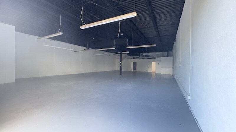 3825 Investment Ln, West Palm Beach, FL for lease Interior Photo- Image 1 of 8
