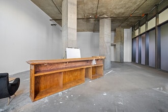 525 S Santa Fe Ave, Los Angeles, CA for lease Building Photo- Image 2 of 3