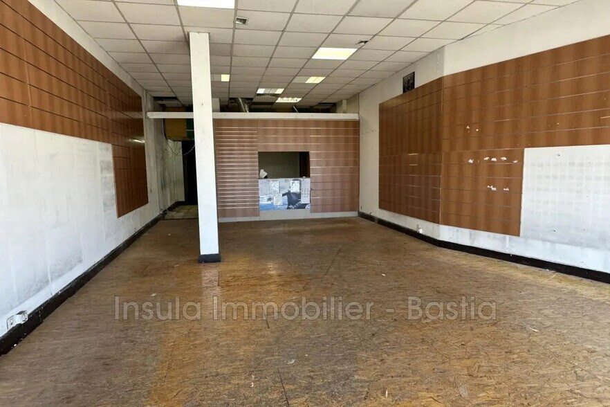 Retail in Ville-di-Pietrabugno for sale - Interior Photo - Image 2 of 4