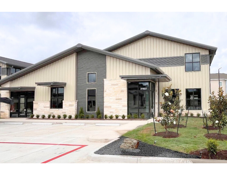 21927 Gosling Rd, Spring, TX for lease - Building Photo - Image 1 of 7