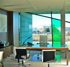 Office in Chartres for lease Interior Photo- Image 1 of 5
