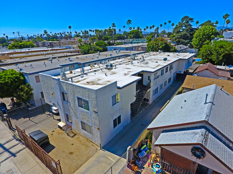 14623 Calvert St, Van Nuys, CA for sale - Building Photo - Image 1 of 1