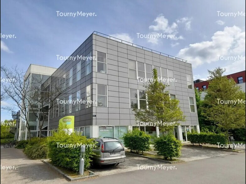 Office in Rennes for lease - Building Photo - Image 2 of 11