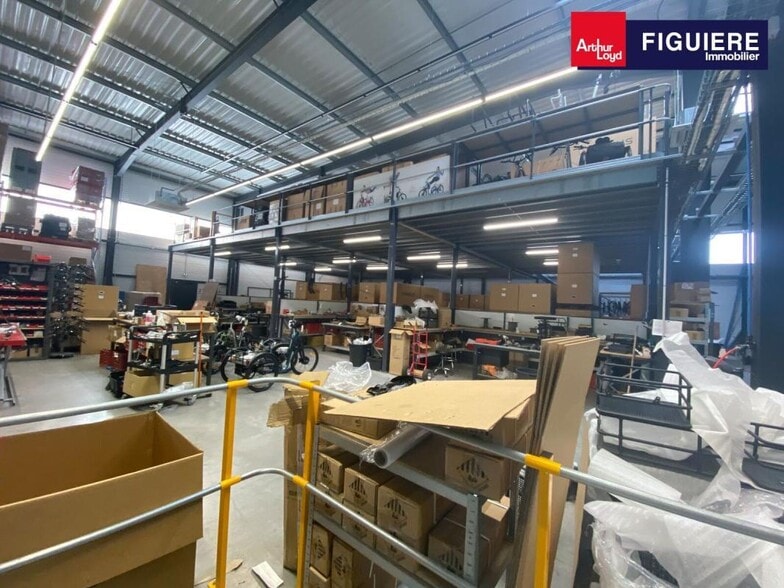 Flex in Miramas for lease - Building Photo - Image 3 of 16