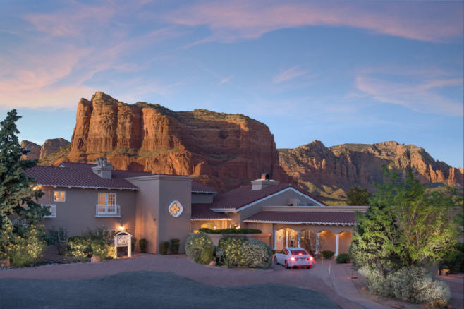 40 Canyon Circle Dr, Sedona, AZ for sale - Building Photo - Image 1 of 1