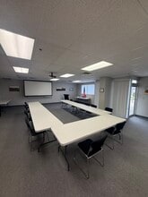 604-620 Phillips Dr, Dayton, OH for lease Interior Photo- Image 2 of 5
