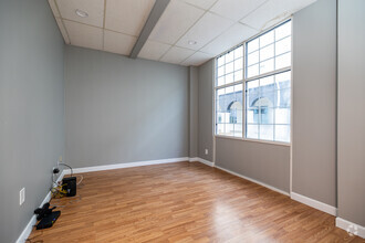 6230-6360 Busch Blvd, Columbus, OH for lease Interior Photo- Image 1 of 2