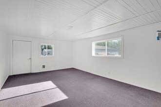 3904-3922 W 1st Ave, Eugene, OR for lease Building Photo- Image 1 of 15