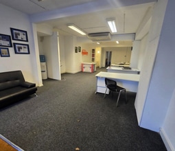 18 Brighton Rd, Worthing for lease Interior Photo- Image 2 of 2