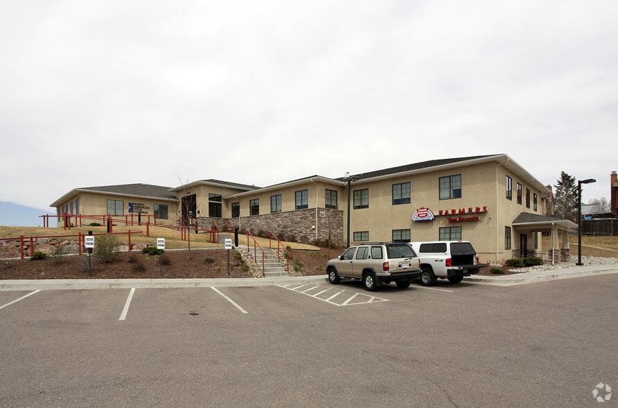 1730 Chapel Hills Dr, Colorado Springs, CO 80920