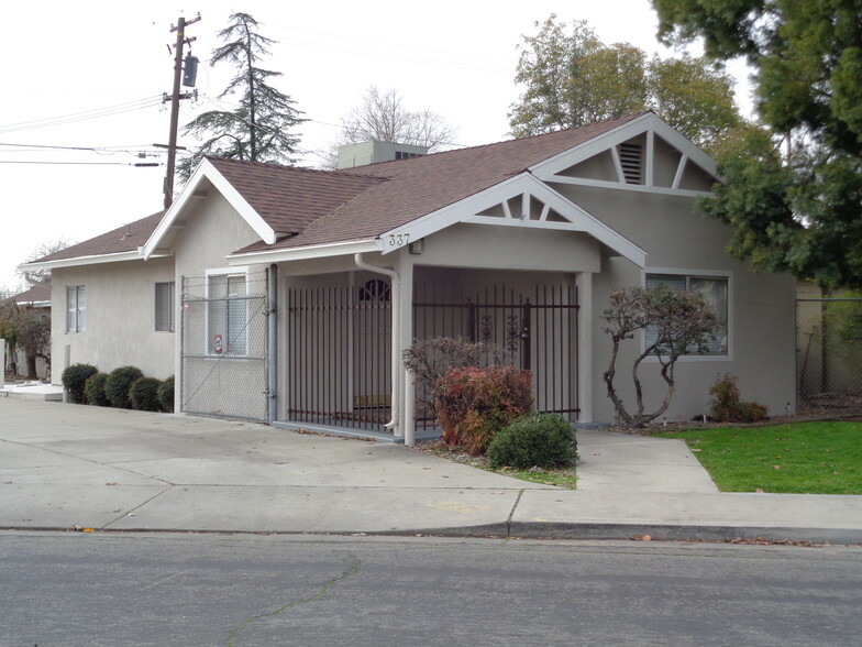 337 Burney St, Modesto, CA for lease - Building Photo - Image 2 of 5