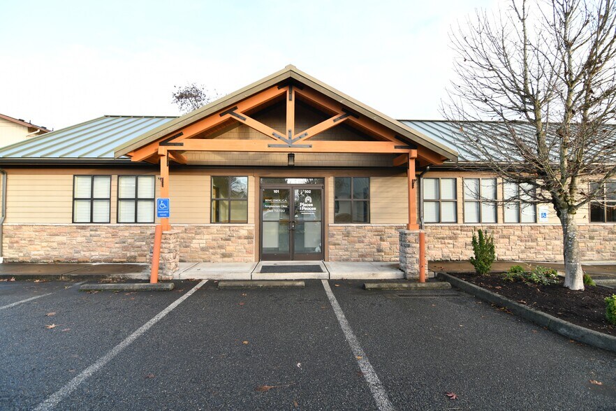 204 Pinehurst St SW, Tumwater, WA 98501