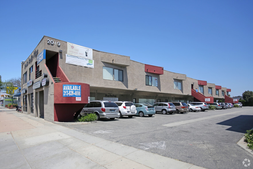 2049 Pacific Coast Hwy, Lomita, CA for lease - Building Photo - Image 1 of 6