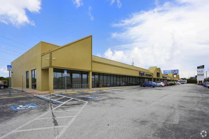 17900-17964 US Highway 19 N, Clearwater, FL for sale - Primary Photo - Image 1 of 1