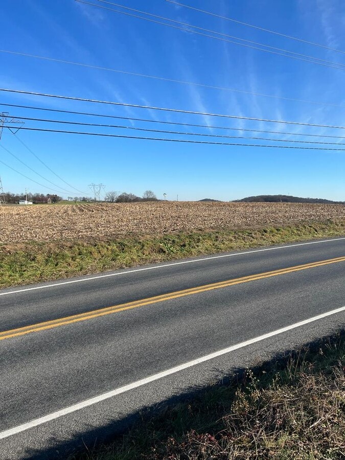 Rehrersburg Rd, Rehrersburg, PA 19550