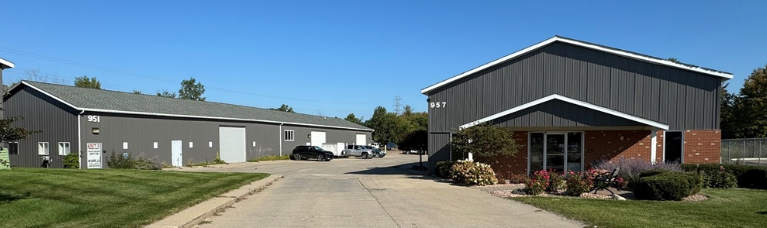 Multi-Tenant Industrial Complex portfolio of 5 properties for sale on LoopNet.com - Building Photo - Image 1 of 6