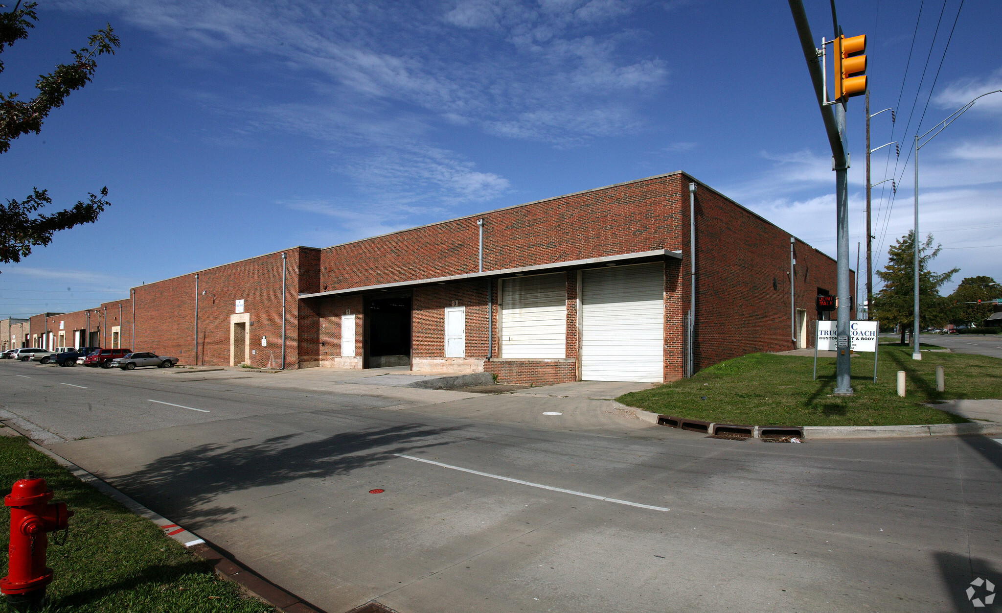 911 SW 4th St, Oklahoma City, OK for lease Building Photo- Image 1 of 5