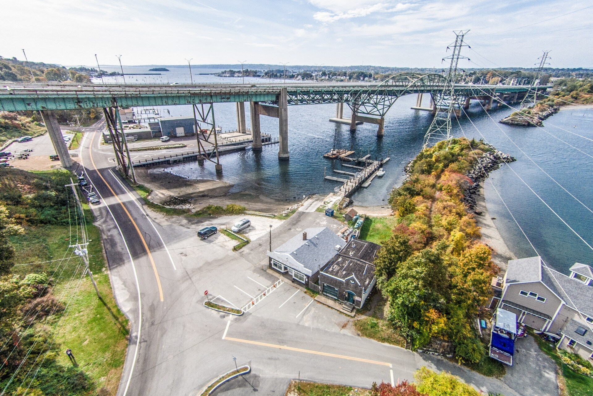 211 Riverside Dr, Tiverton, RI for sale Primary Photo- Image 1 of 1