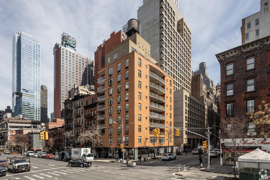 502-504 Ninth Ave, New York, NY for sale - Primary Photo - Image 1 of 1