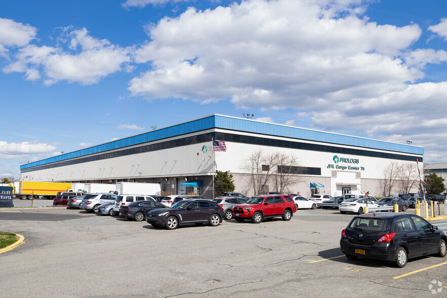 JFK - Building 75, Jamaica, NY for lease - Primary Photo - Image 1 of 6