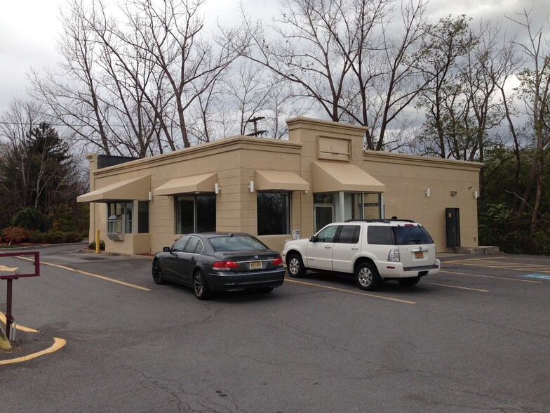 2100 Us Route 20, Seneca Falls, NY for sale - Building Photo - Image 1 of 1