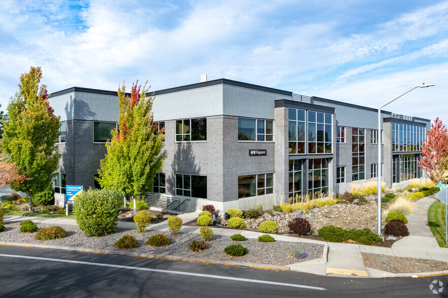 404 SW Columbia St, Bend, OR for lease - Primary Photo - Image 3 of 10