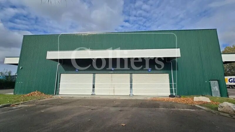 Flex in Vitrolles for lease - Building Photo - Image 2 of 8